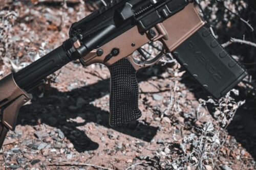 carbon fiber pistol grip for ar15 on complete ar15 rifle